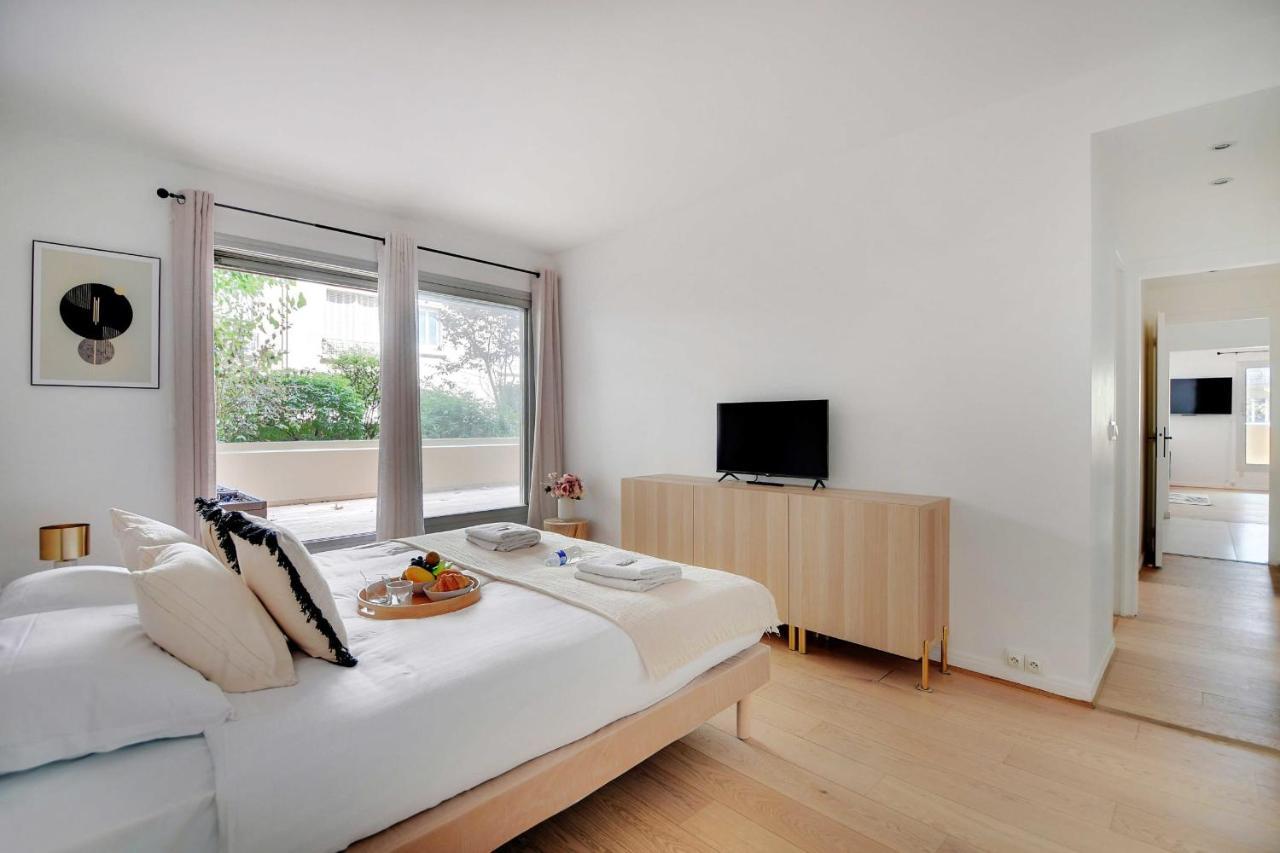 Elegant Apartment - 2Br-6P - Tour Eiffel Paris Exteriör bild