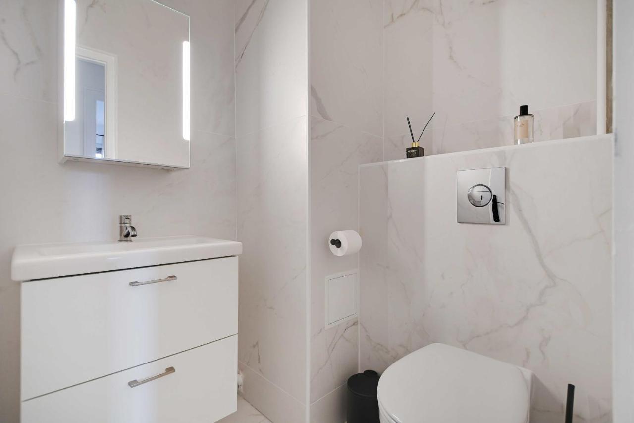Elegant Apartment - 2Br-6P - Tour Eiffel Paris Exteriör bild